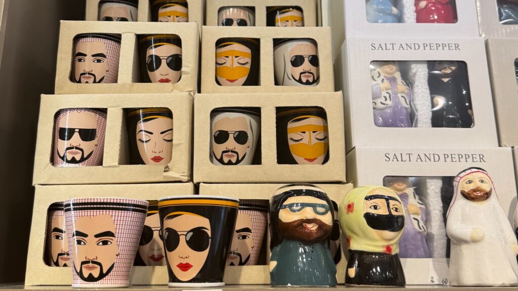 カタール おすすめお土産　置物