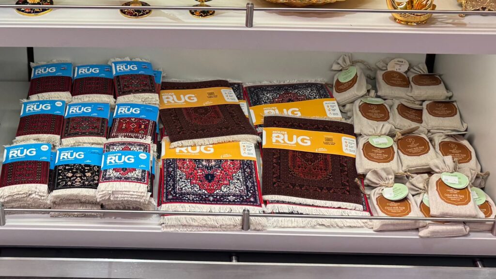 カタール おすすめお土産　ラグ